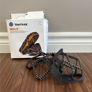 Yaktrax Black Traction WALK